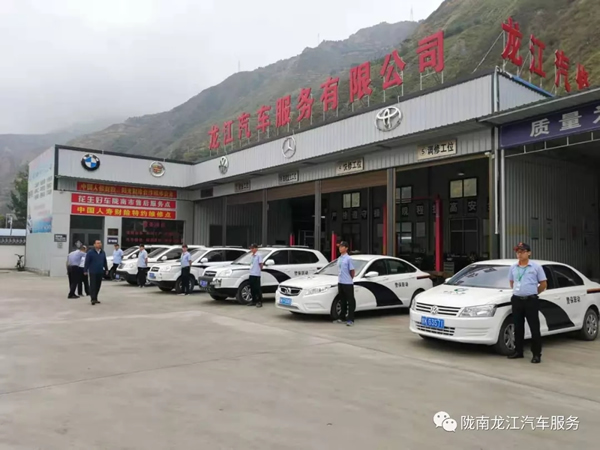 金錘鈑金，銀槍噴漆！龍江汽修值得信賴！