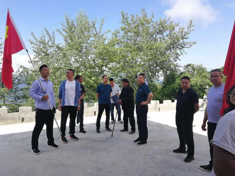“感黨恩、憶黨史”，--市龍江城鄉(xiāng)發(fā)展集團公司開展慶祝建黨99周年主題黨日活動